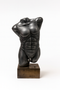 Modern Male Torso Sculpture – Metallic Black Abstract Body Statue | Contemporary Art-Inspired Home Decor